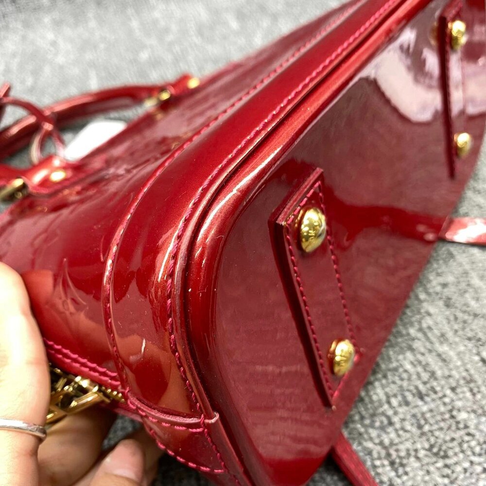 100% Authentic Louis Vuitton Alma BB Red Monogram Patent Leather Satchel - Picture 5 of 16